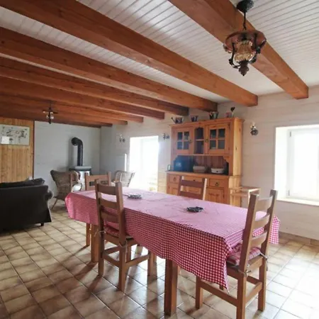 De Montagne Renove Avec Poele A Bois - - Fr-1-589-237 *