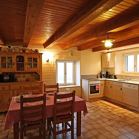 De Montagne Renove Avec Poele A Bois - - Fr-1-589-237 *