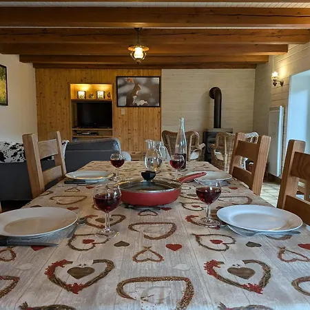 De Montagne Renove Avec Poele A Bois - - Fr-1-589-237