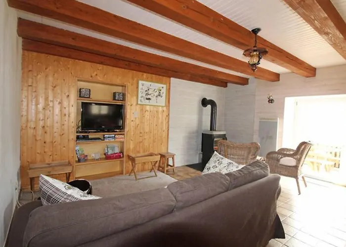 De Montagne Renove Avec Poele A Bois - - Fr-1-589-237 Prázdninový dům